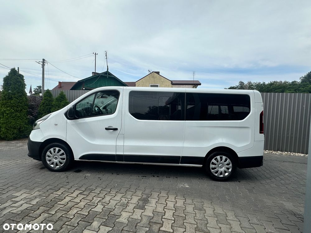 Renault Trafic - 1