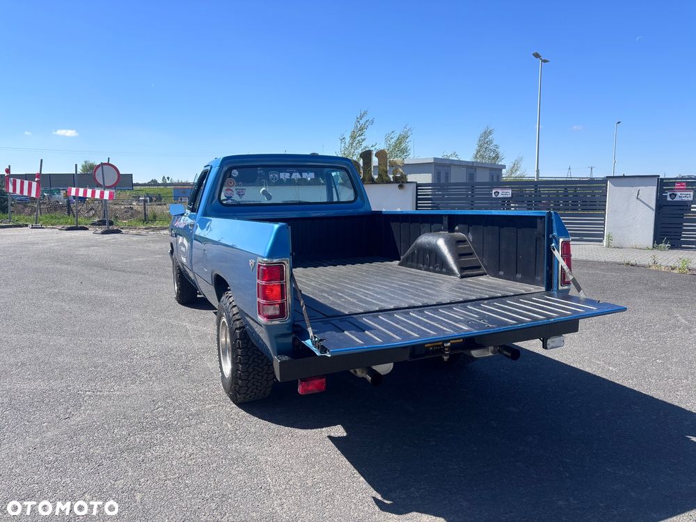 Dodge RAM - 4
