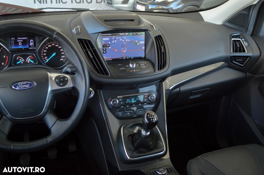 Ford Kuga 2.0 TDCi 2x4 Black & Silver - 23