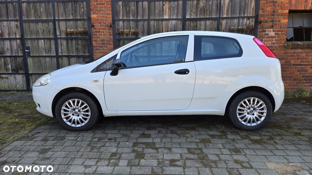 Fiat Grande Punto - 2