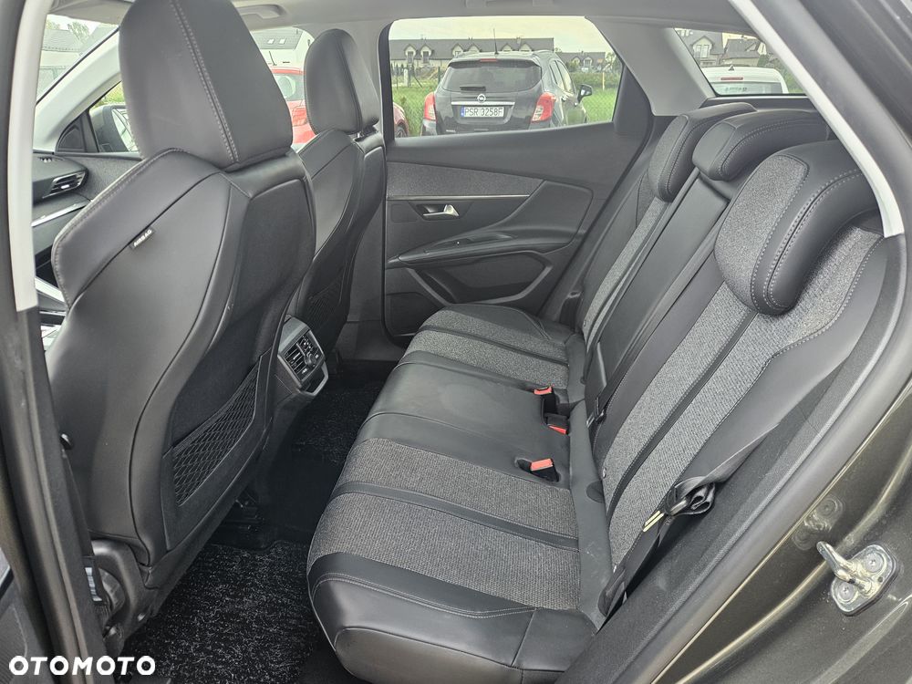 Peugeot 3008 BlueHDi 120 EAT6 Stop & Start Allure - 26