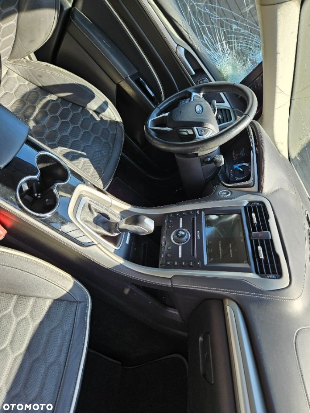 Ford Mondeo - 24