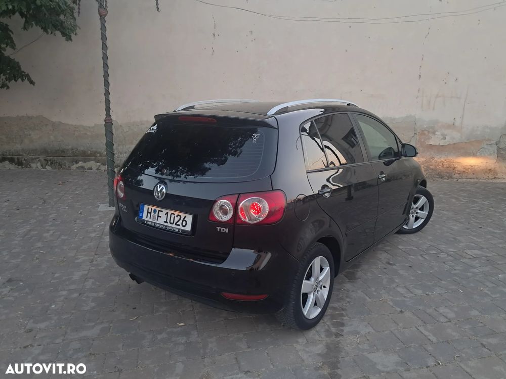 Volkswagen Golf 2.0 TDI Comfortline - 6