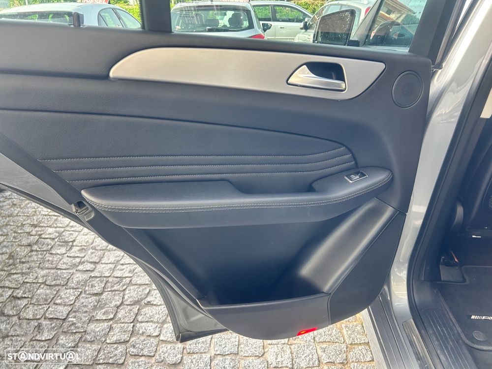 Mercedes-Benz GLE 350 d 4-Matic - 10