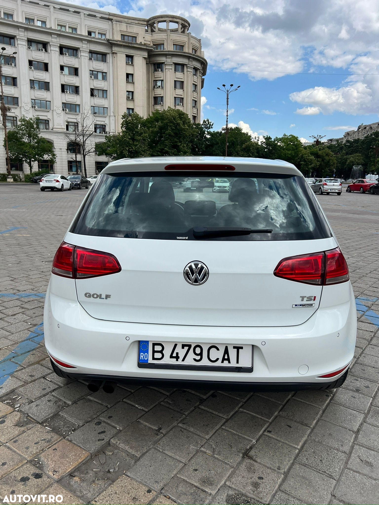 Volkswagen Golf - 15