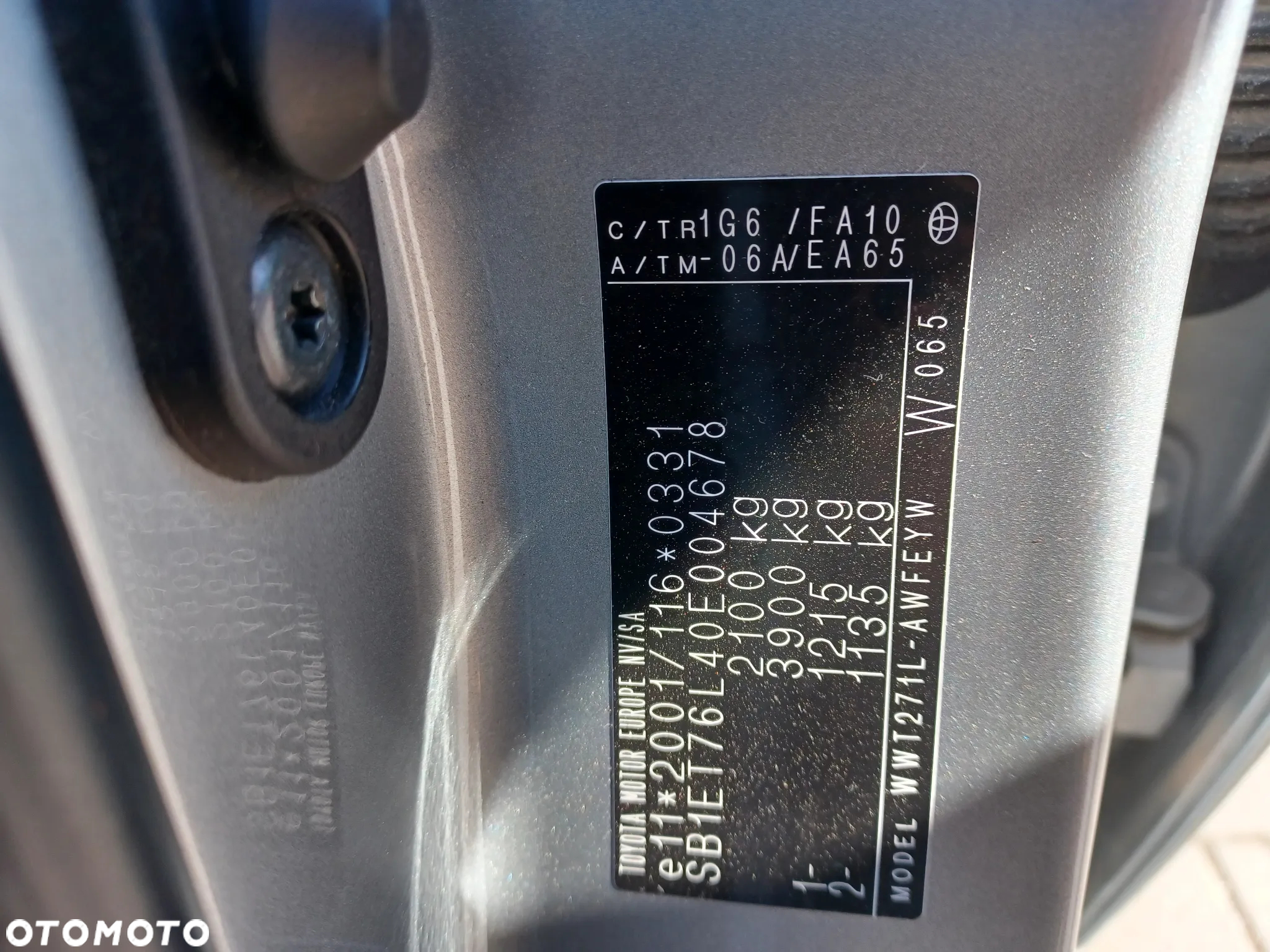 Toyota Avensis 2.0 D-4D Prestige - 9