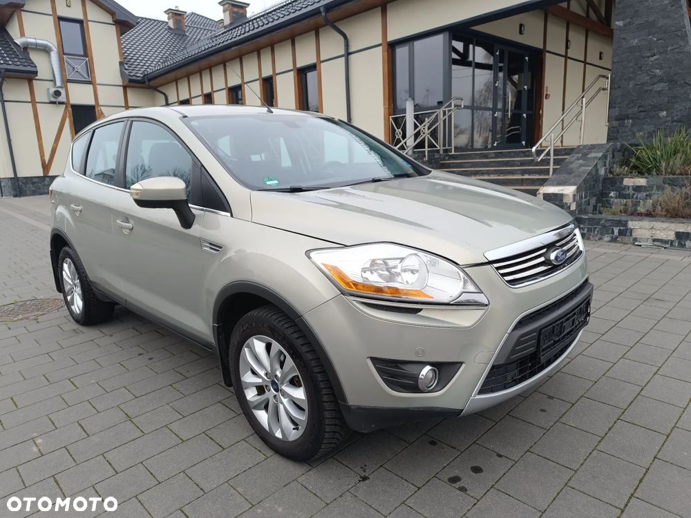 Ford Kuga 2.0 TDCi 4x4 Titanium - 3