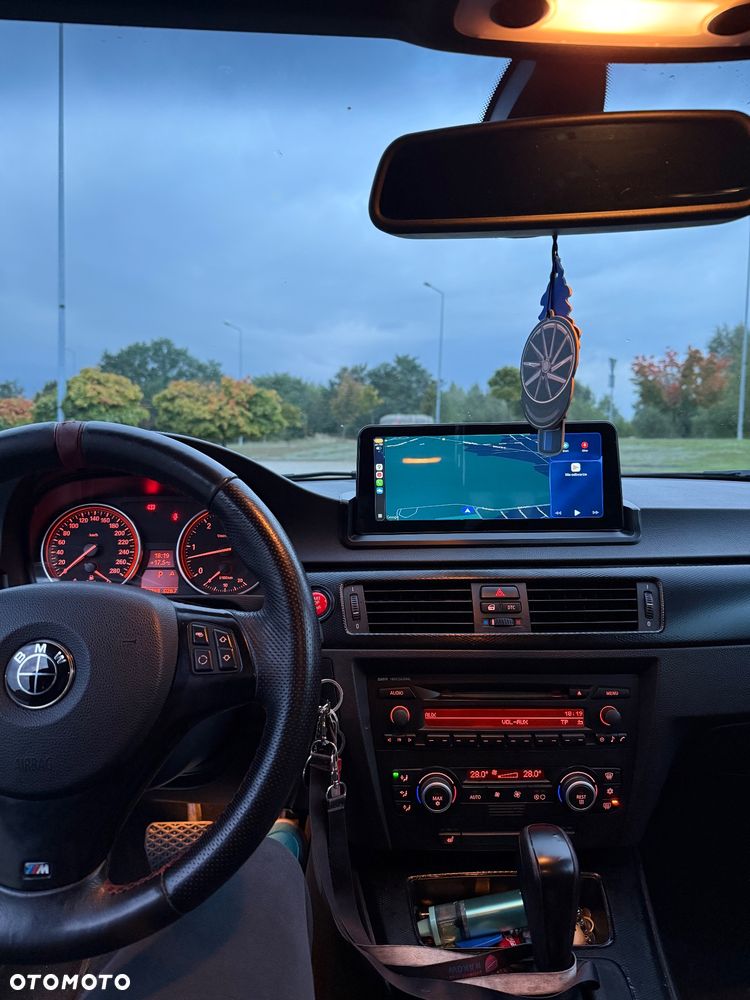 BMW Seria 3 325d Coupe - 9