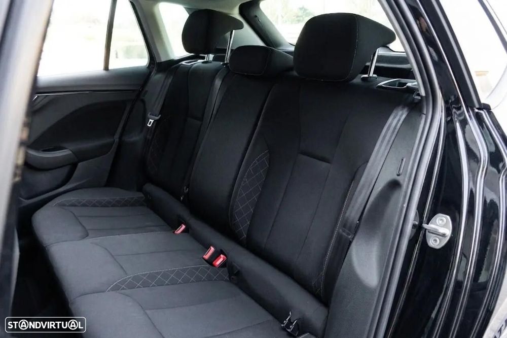 Skoda Kamiq 1.0 TSI Style DSG - 10