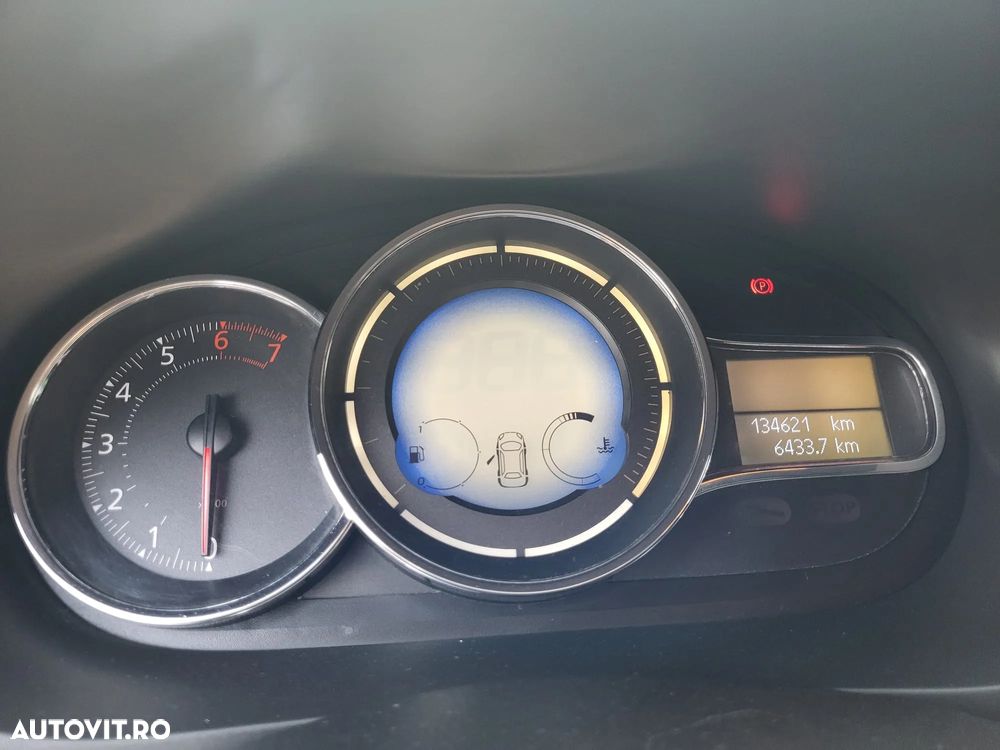 Renault Fluence - 15