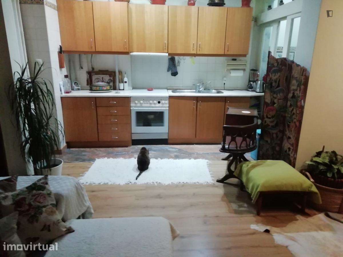Quarto - localizado em Amadora Lisbon - Grande imagem: 4/19