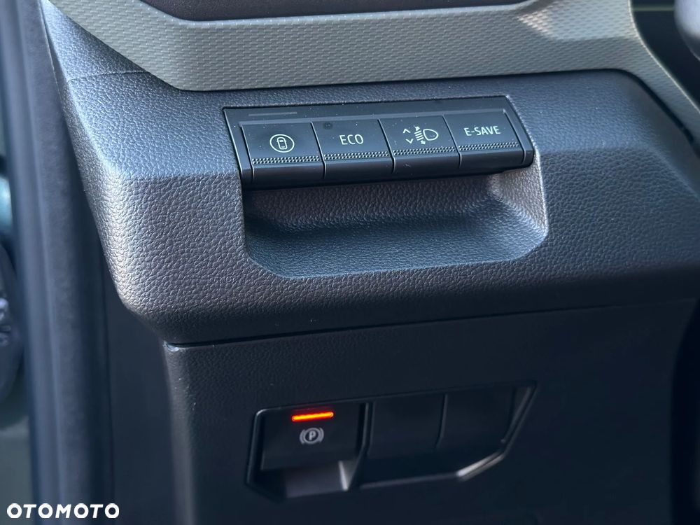 Dacia Duster 1.6 Full Hybrid 140 Extreme MMT - 13