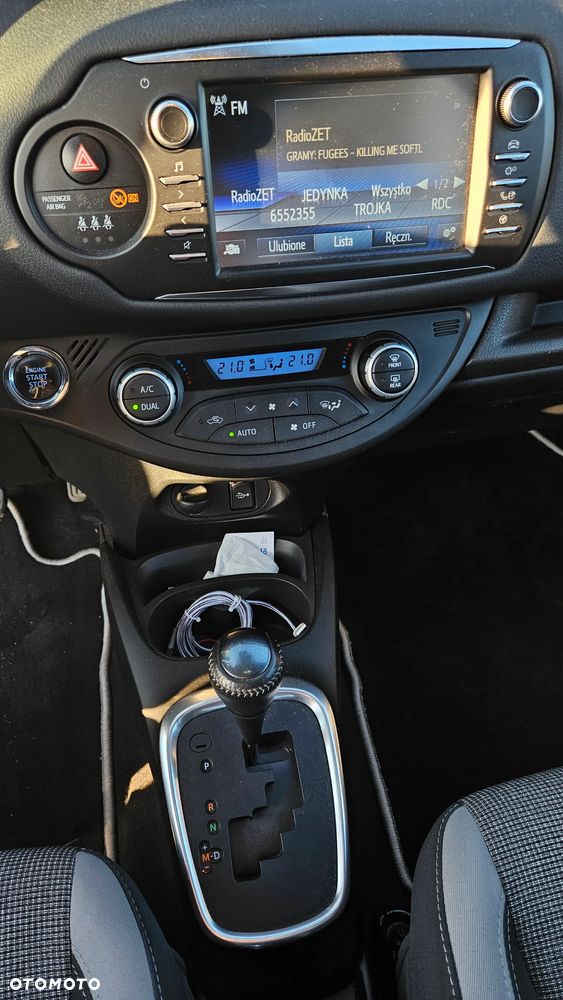 Toyota Yaris 1.5 20th Anniversary CVT - 8