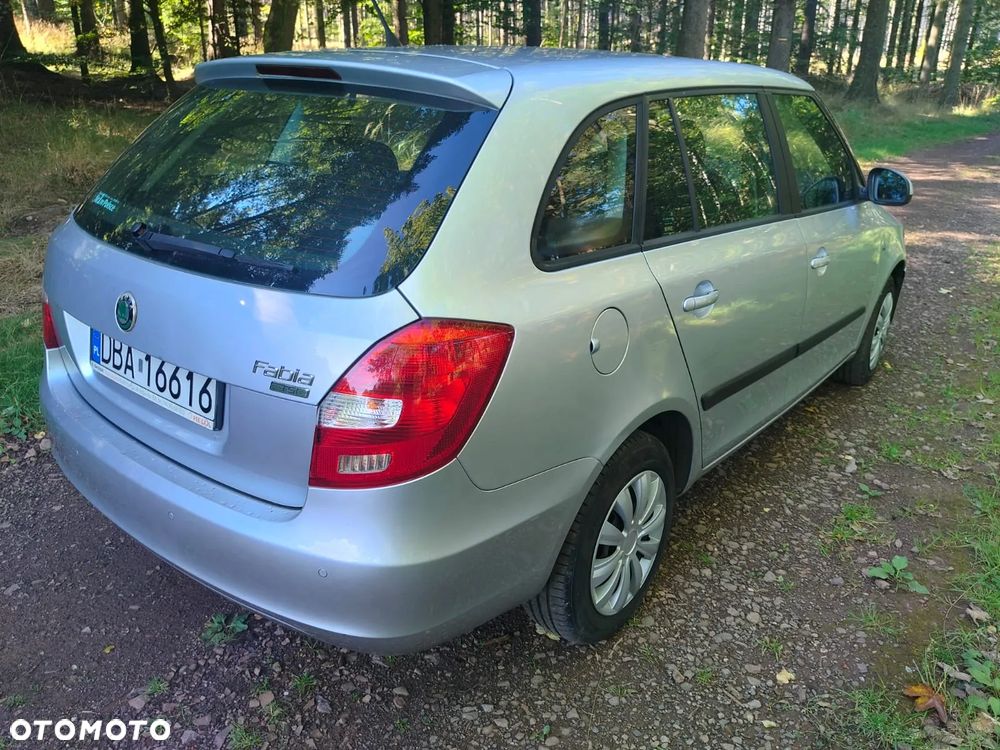 Skoda Fabia - 6