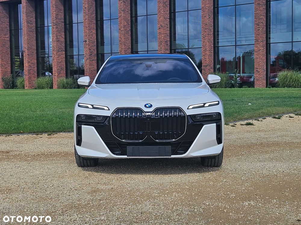 BMW Seria 7 750e PHEV xDrive M Sport sport - 5