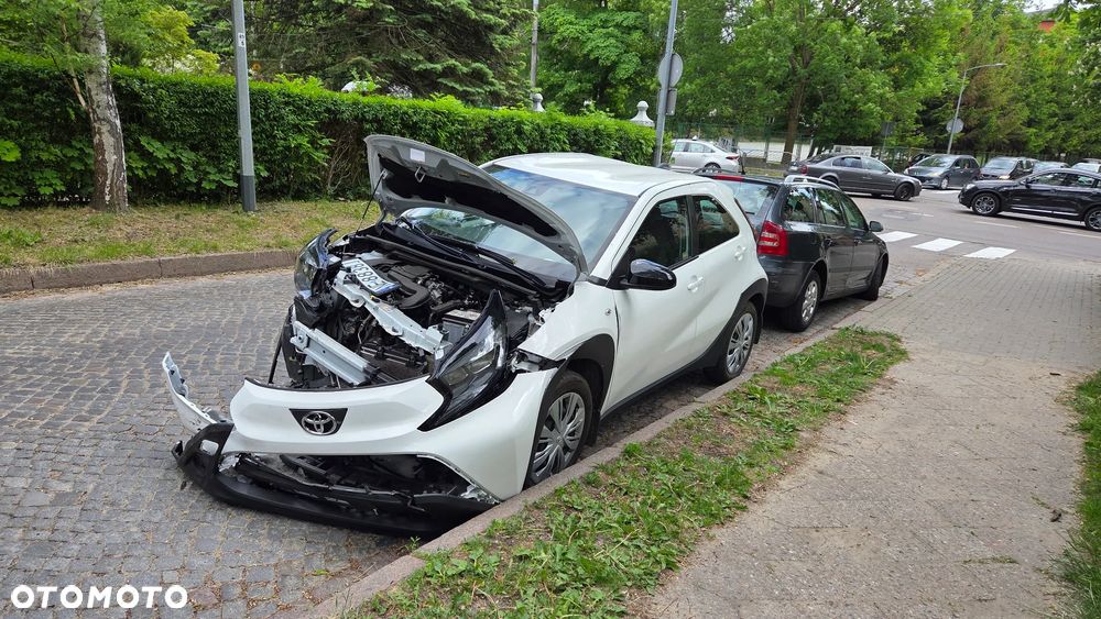 Toyota Aygo X 1.0 VVT-i Comfort CVT - 3