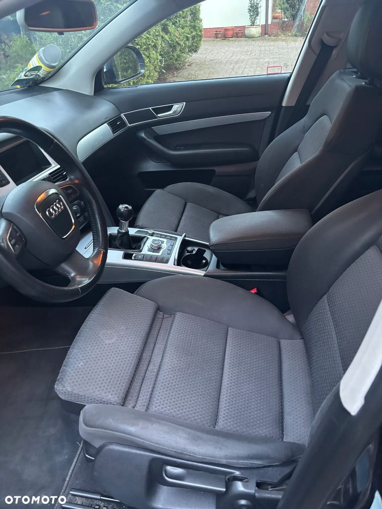 Audi A4 Allroad - 14