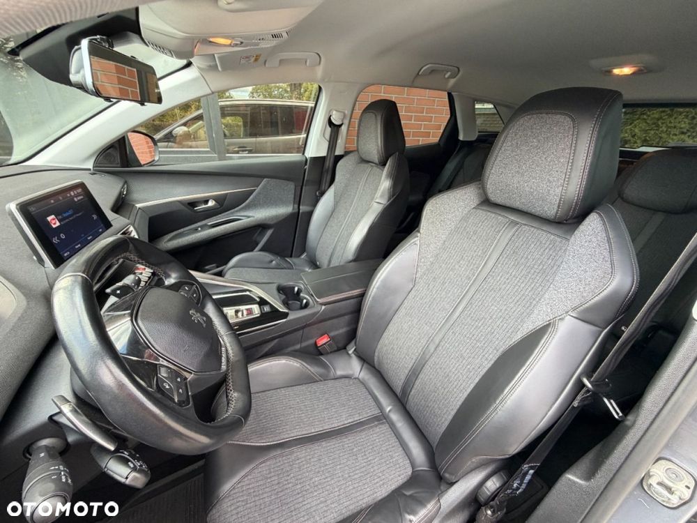 Peugeot 3008 - 22
