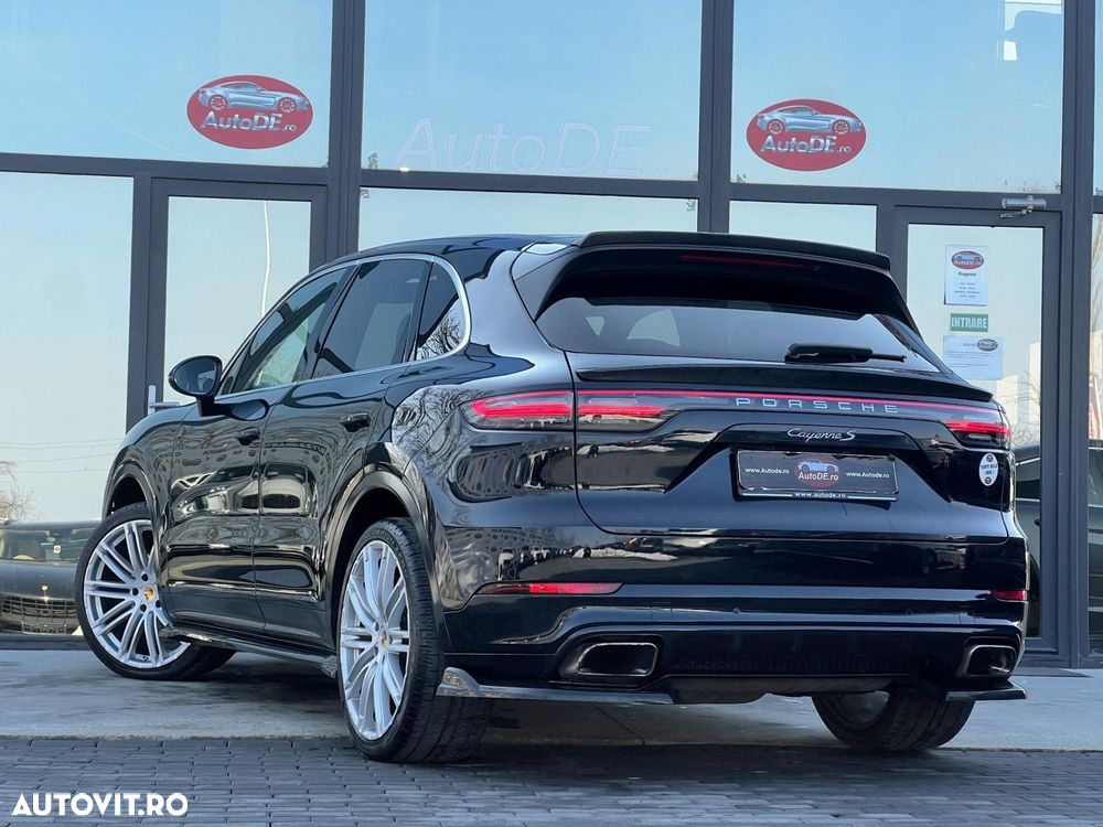 Porsche Cayenne - 3