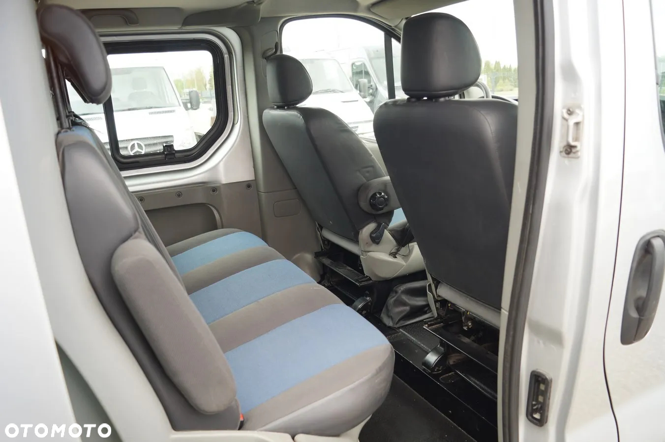 Renault Trafic - 21