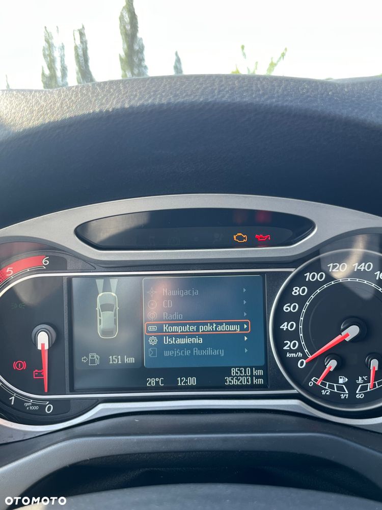 Ford Mondeo 2.0 TDCi Titanium - 24