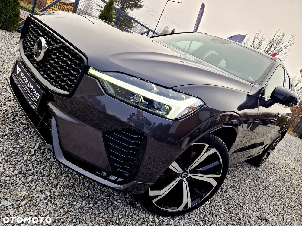 Volvo XC 60 B4 D Plus Dark - 33