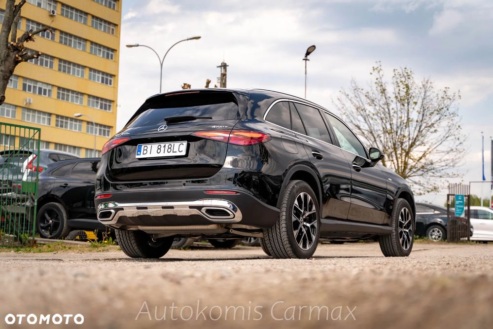 Mercedes-Benz GLC - 7