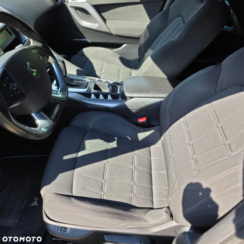 Citroën DS5 THP 155 Chic - 11