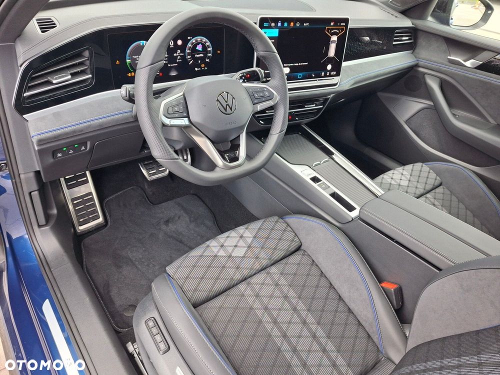 Volkswagen Passat - 14