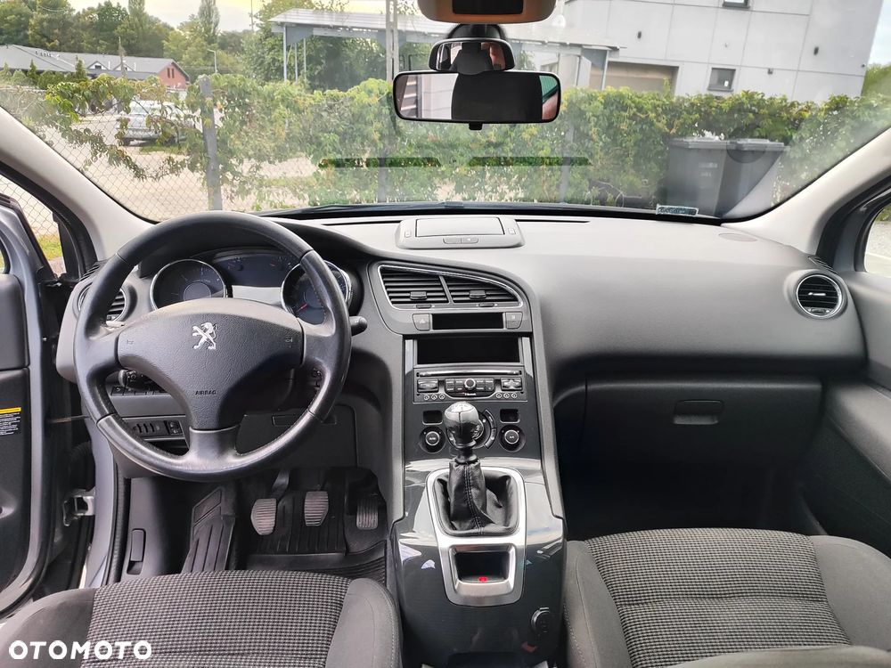 Peugeot 5008 1.6 HDi Active 7os - 9