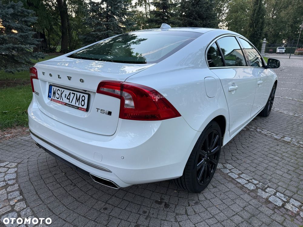 Volvo S60 - 4
