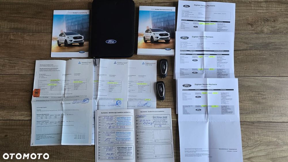 Ford Kuga - 32