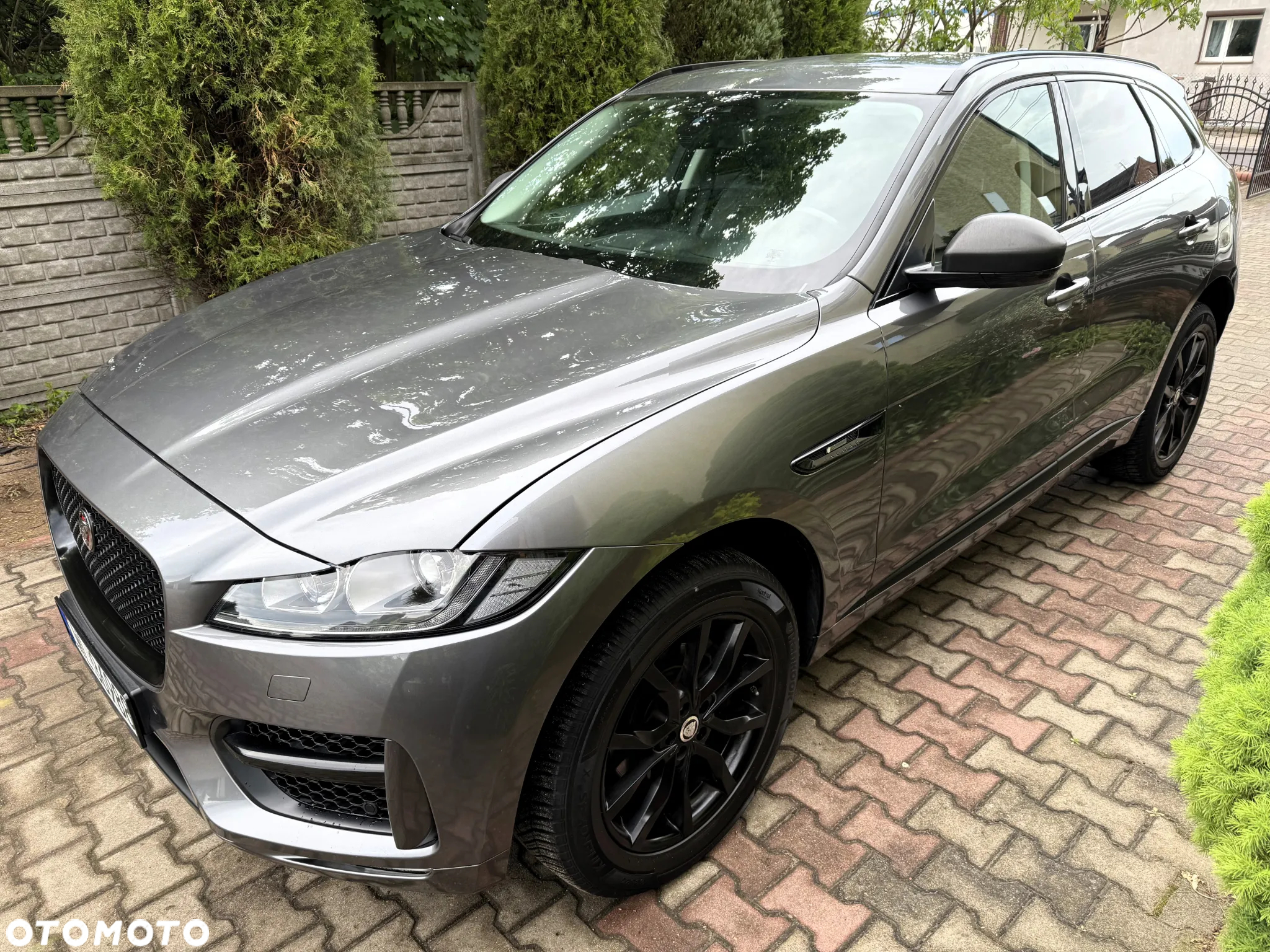 Jaguar F-Pace 20d AWD R-Sport - 2