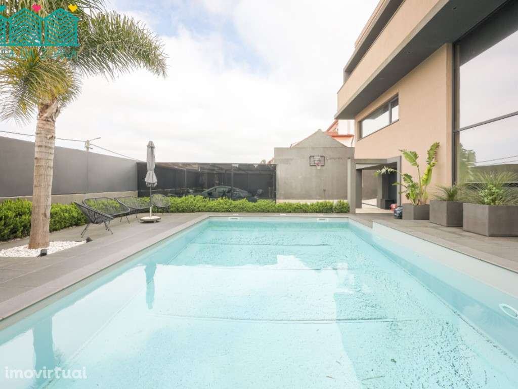 Moradia T4 com Piscina em Azurva - Grande imagem: 3/60