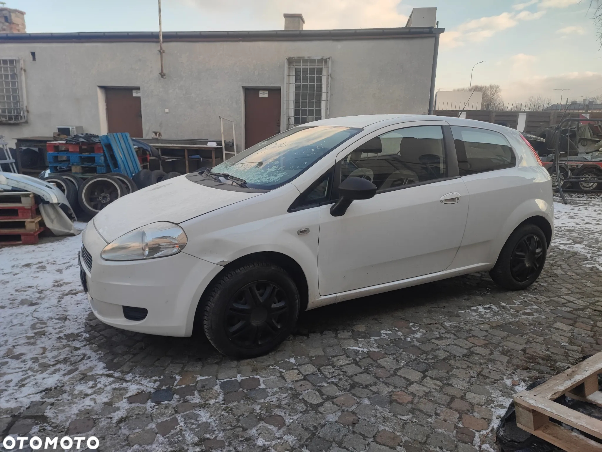 Fiat Grande Punto - 11
