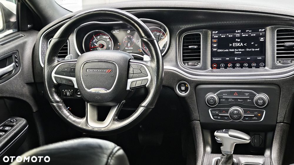 Dodge Charger 3.6 GT - 25