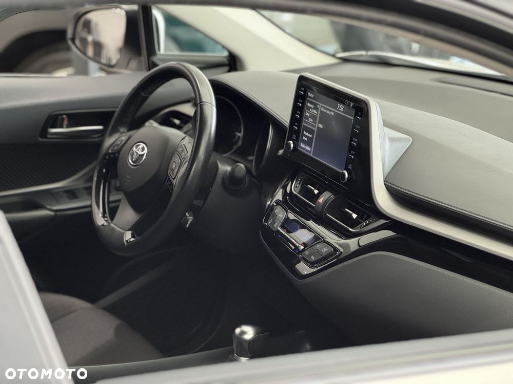 Toyota C-HR - 38