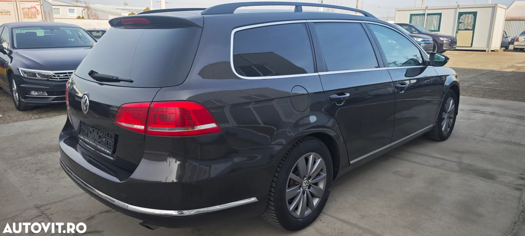 Volkswagen Passat Variant 2.0 TDI 4Motion BlueMotion Technology Comfortline DSG - 4