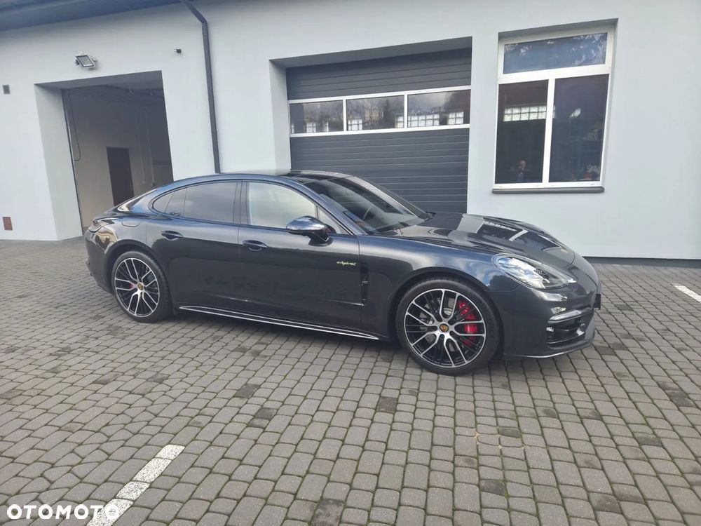 Porsche Panamera - 8