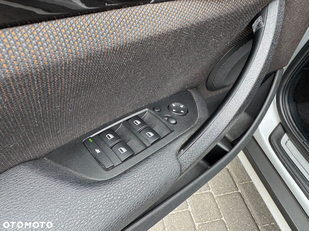 BMW X1 xDrive18d xLine - 20