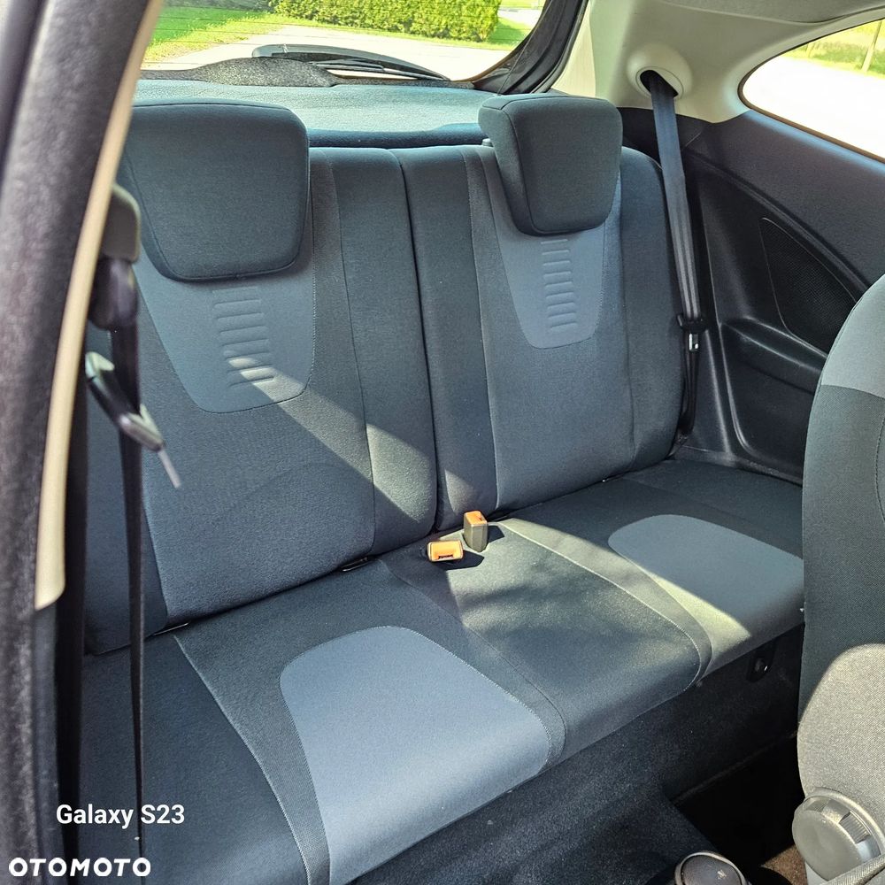 Ford KA 1.2 Ambiente - 29