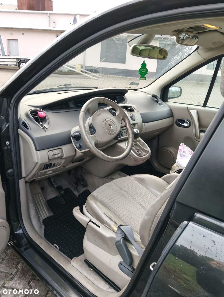 Renault Scenic - 3