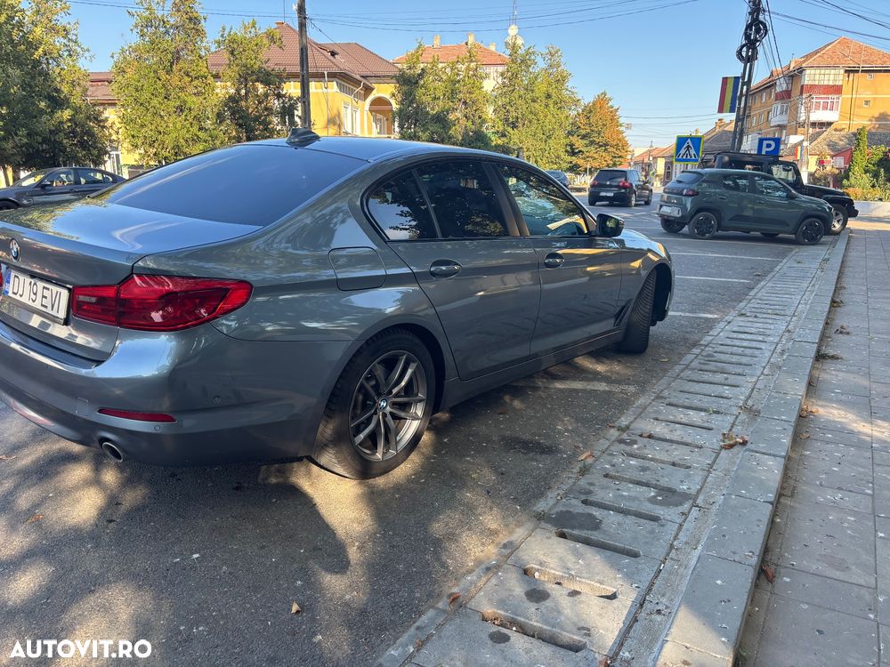 BMW Seria 5 520d AT - 2