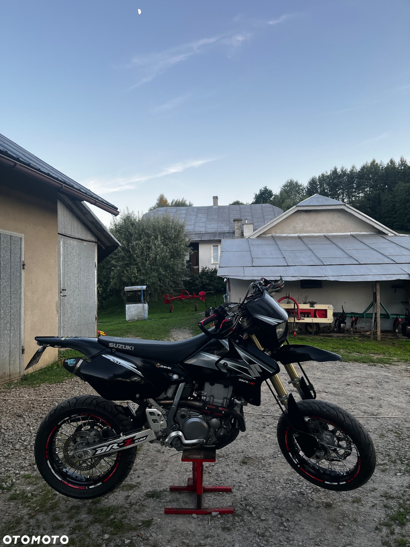 Suzuki DR-Z - 4