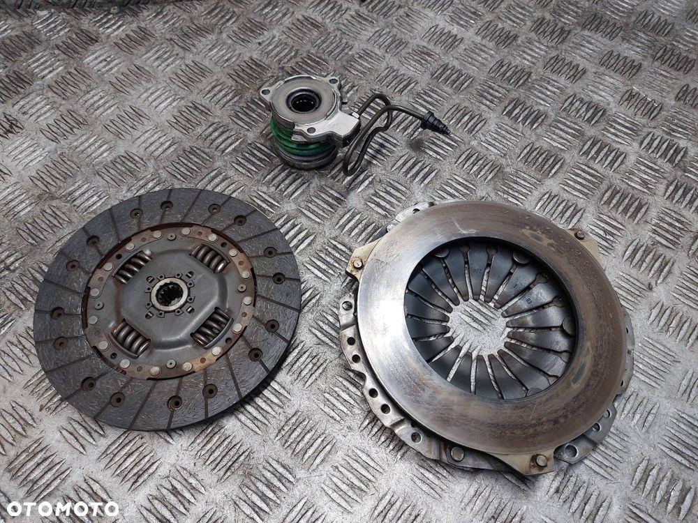 SPRZĘGŁO TARCZA + DOCISK + ŁOŻYSKO OPOROWE OPEL ASTRA G 1.7 CDTI - 6