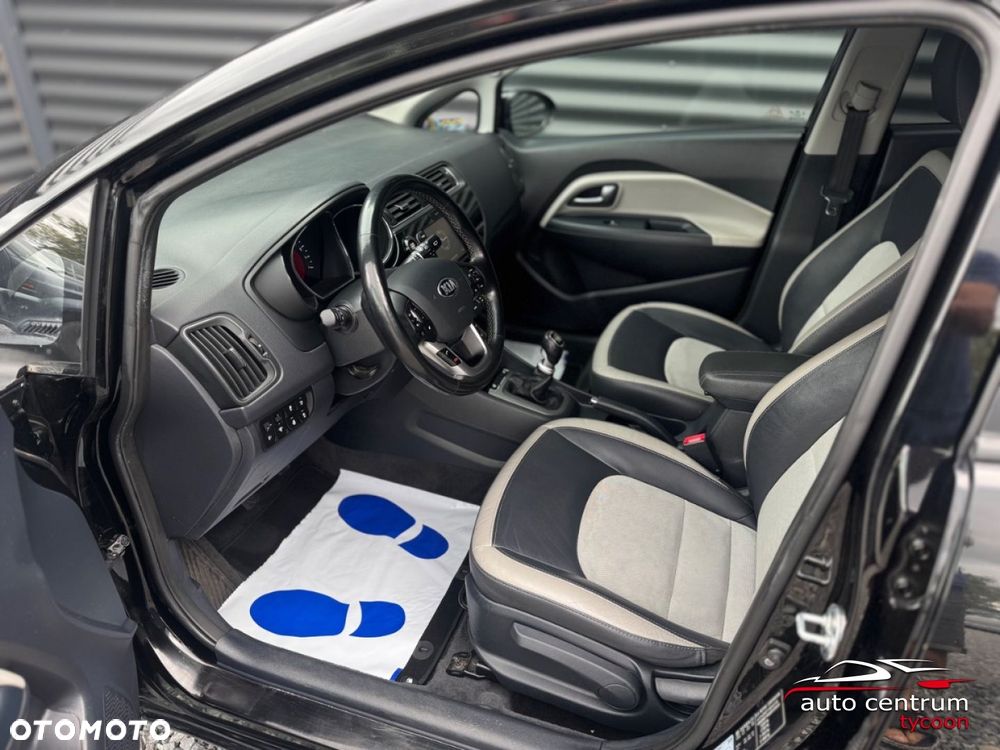 Kia Rio - 9