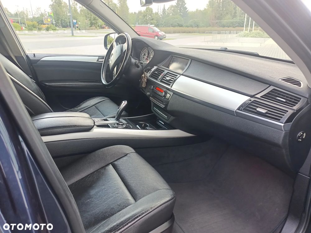 BMW X5 xDrive30d - 26
