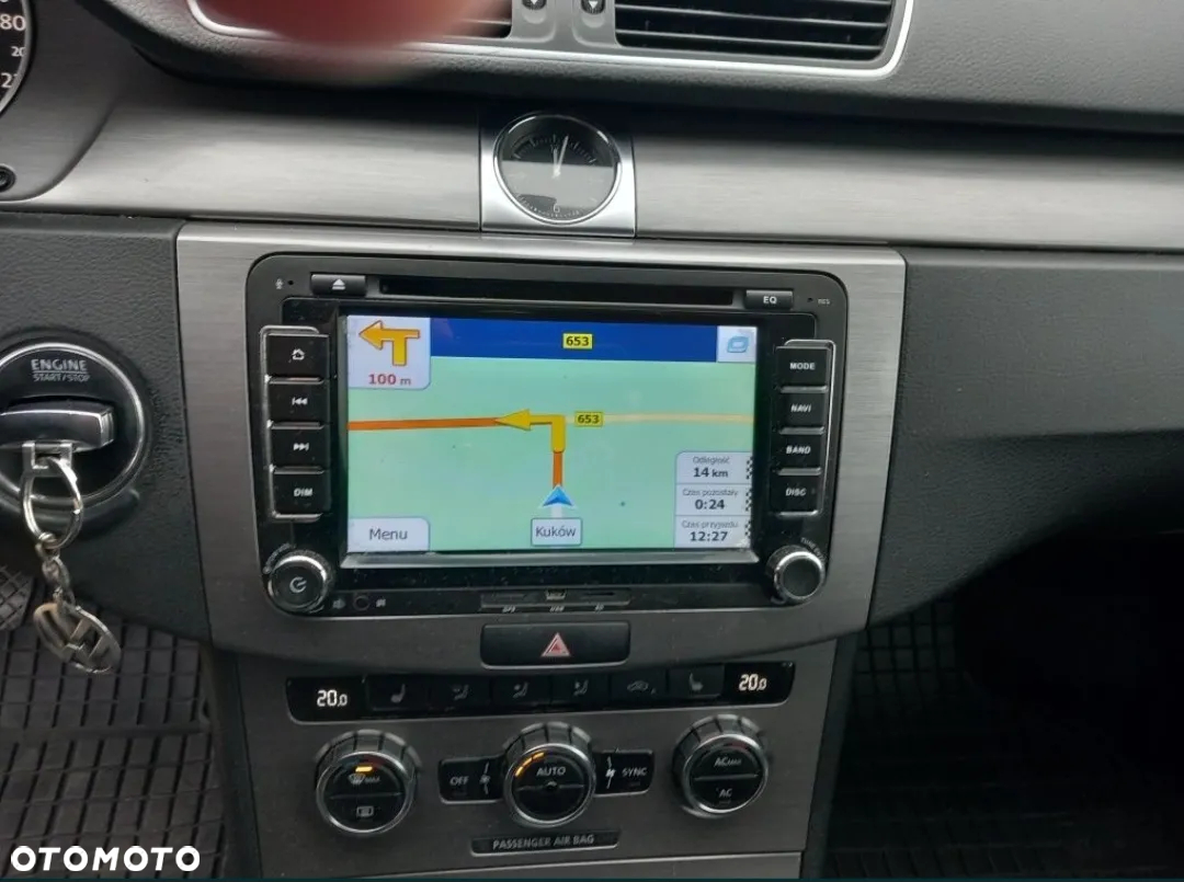 Volkswagen Passat 2.0 TDI DPF Comfortline - 8