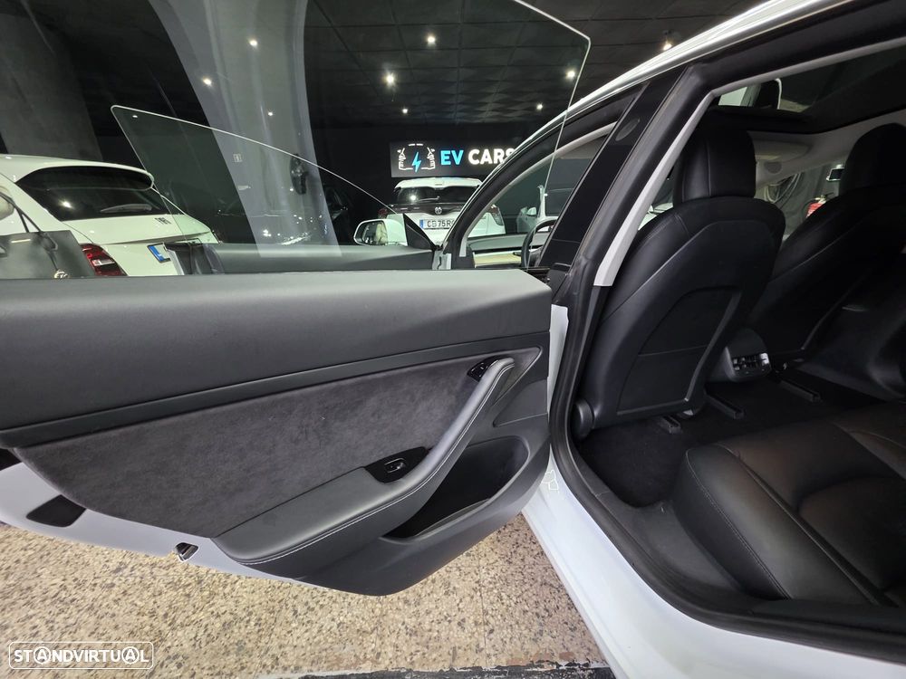 Tesla Model 3 Standard Range Plus RWD - 28