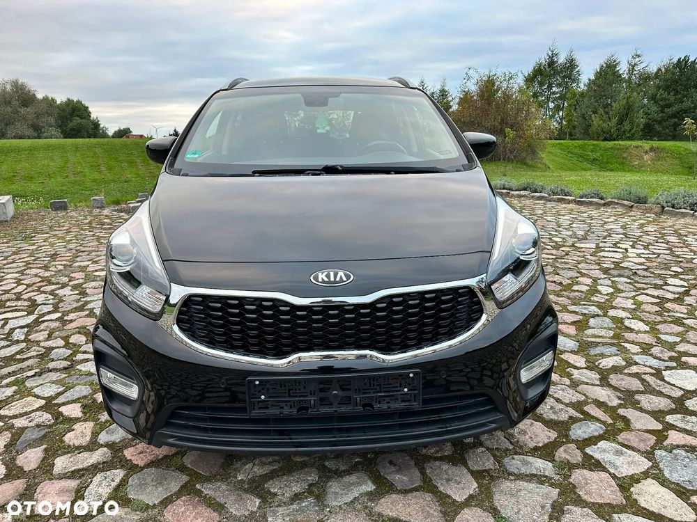 Kia Carens - 2